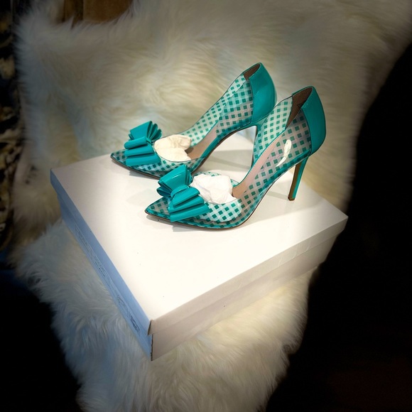 Women Heels - Picture 4 of 4